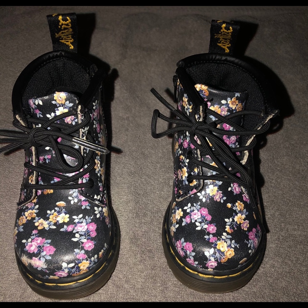 Baby girl Dr.Marten boots